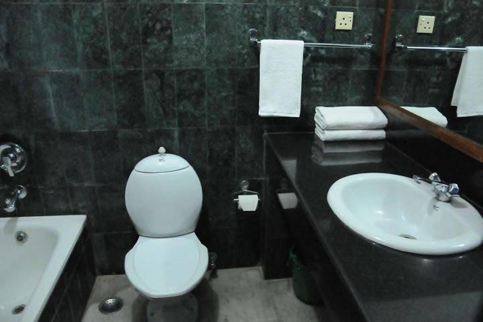 Hotel Clarion Jawalakhel Lalitpur Zewnętrze zdjęcie